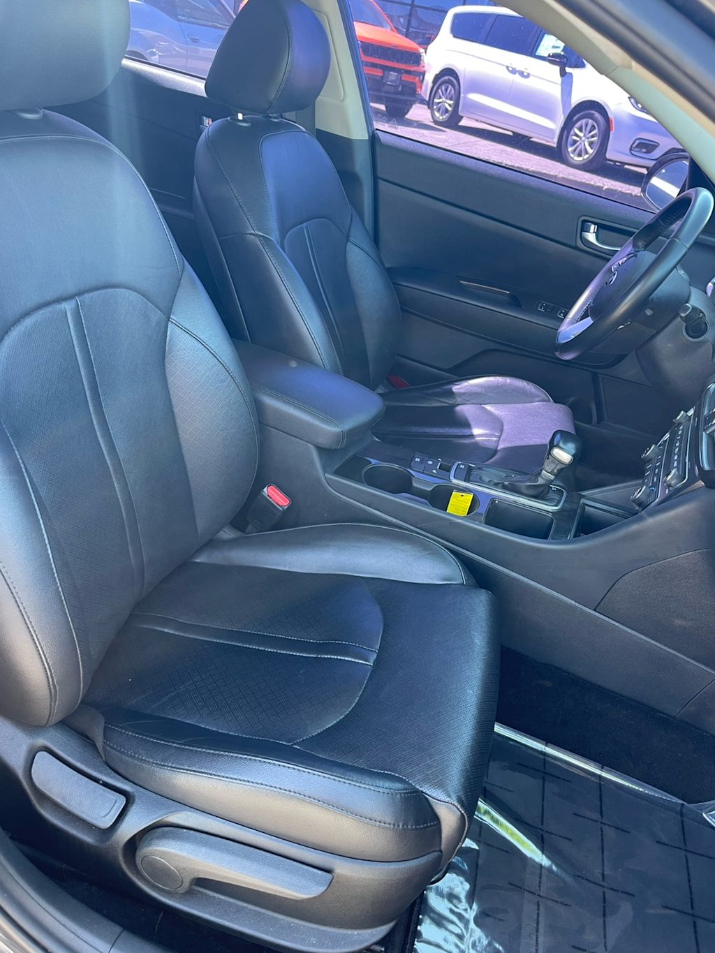 Thumbnail: 2019 Kia Optima - 10