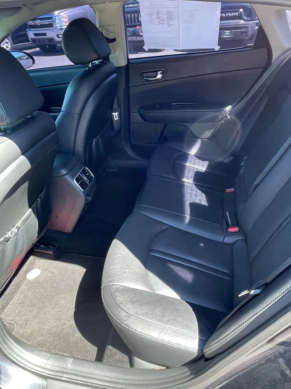 Thumbnail: 2019 Kia Optima - 29