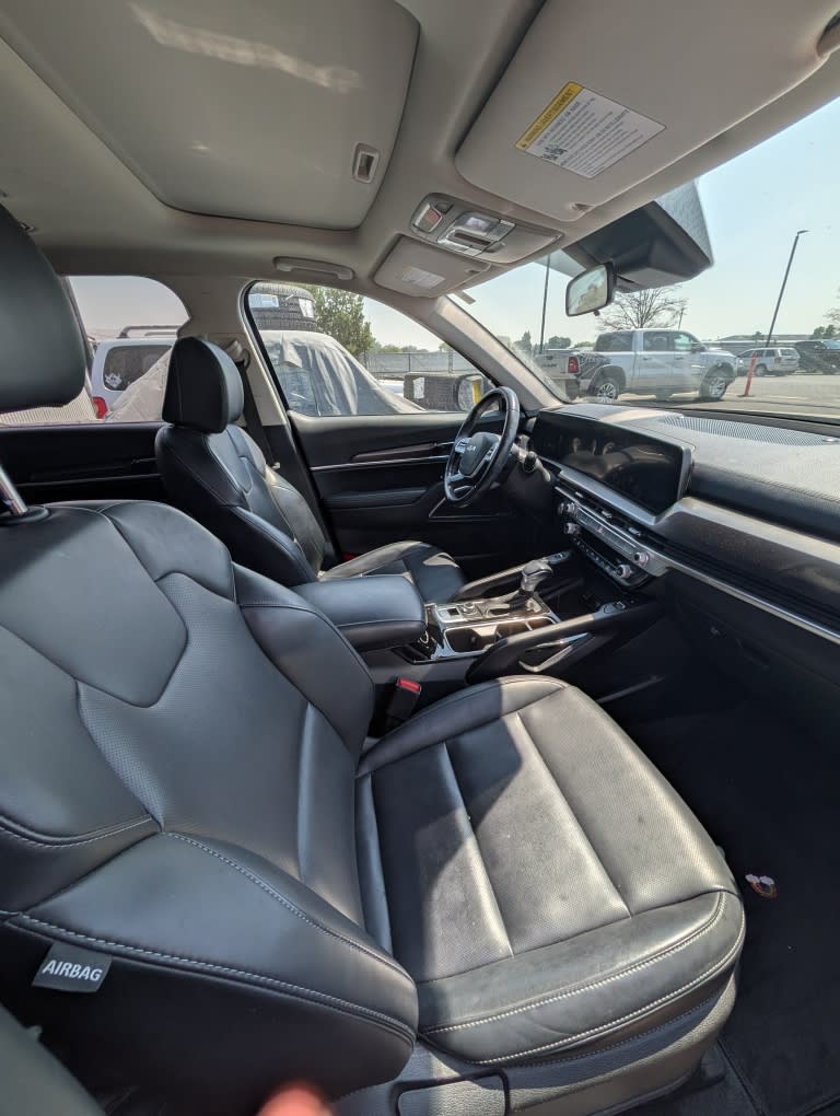 Thumbnail: 2024 Kia Telluride - 19