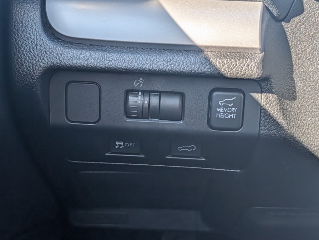 Thumbnail: 2015 Subaru Forester - 25