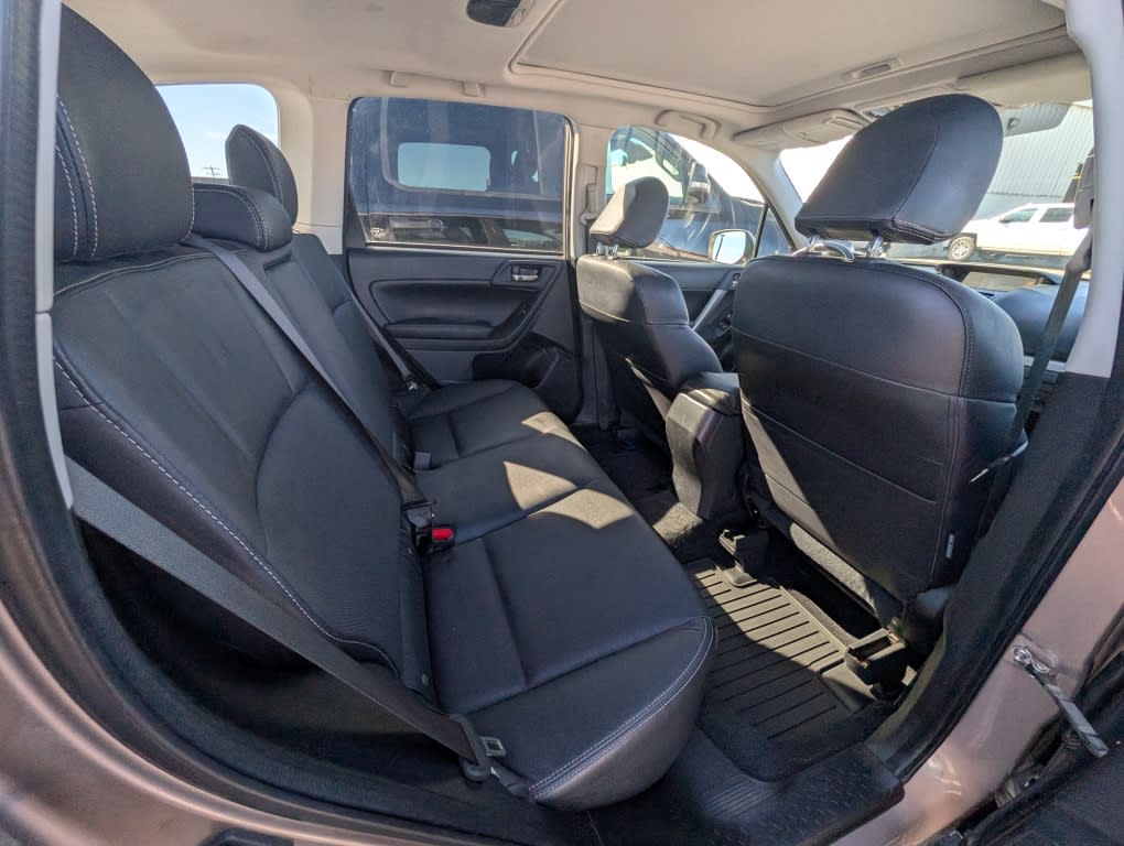 Thumbnail: 2015 Subaru Forester - 27
