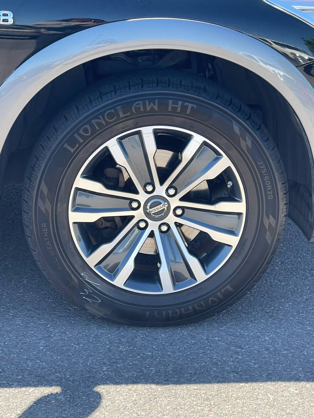 Thumbnail: 2020 Nissan Armada - 8