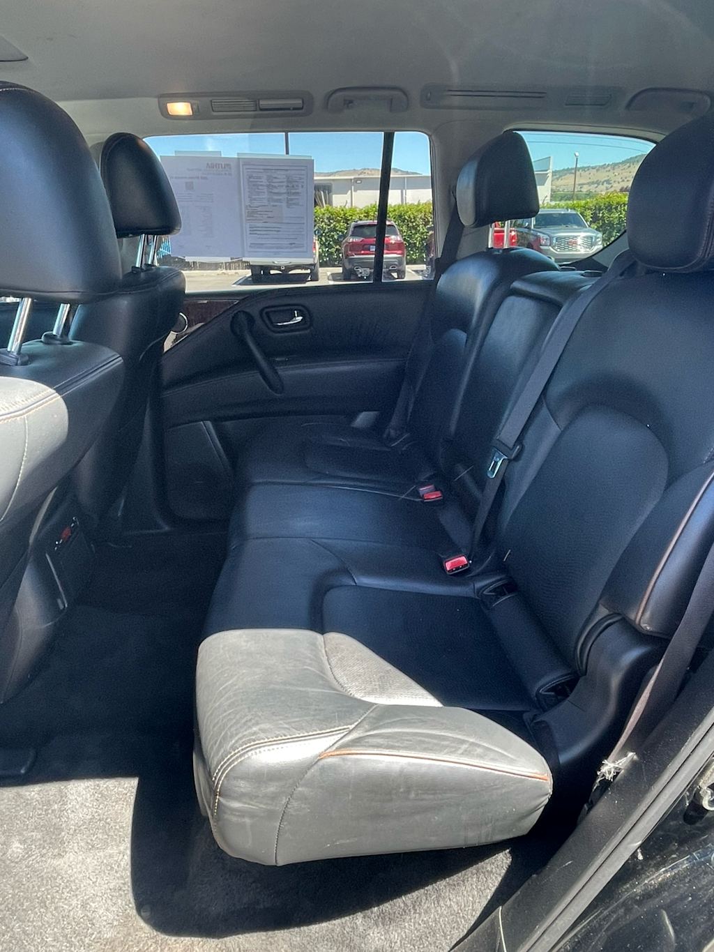 Thumbnail: 2020 Nissan Armada - 30
