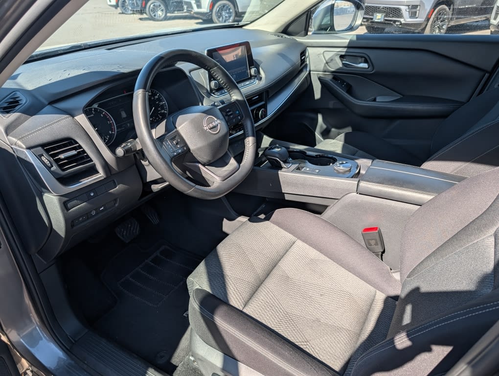 Thumbnail: 2025 Nissan Rogue - 2