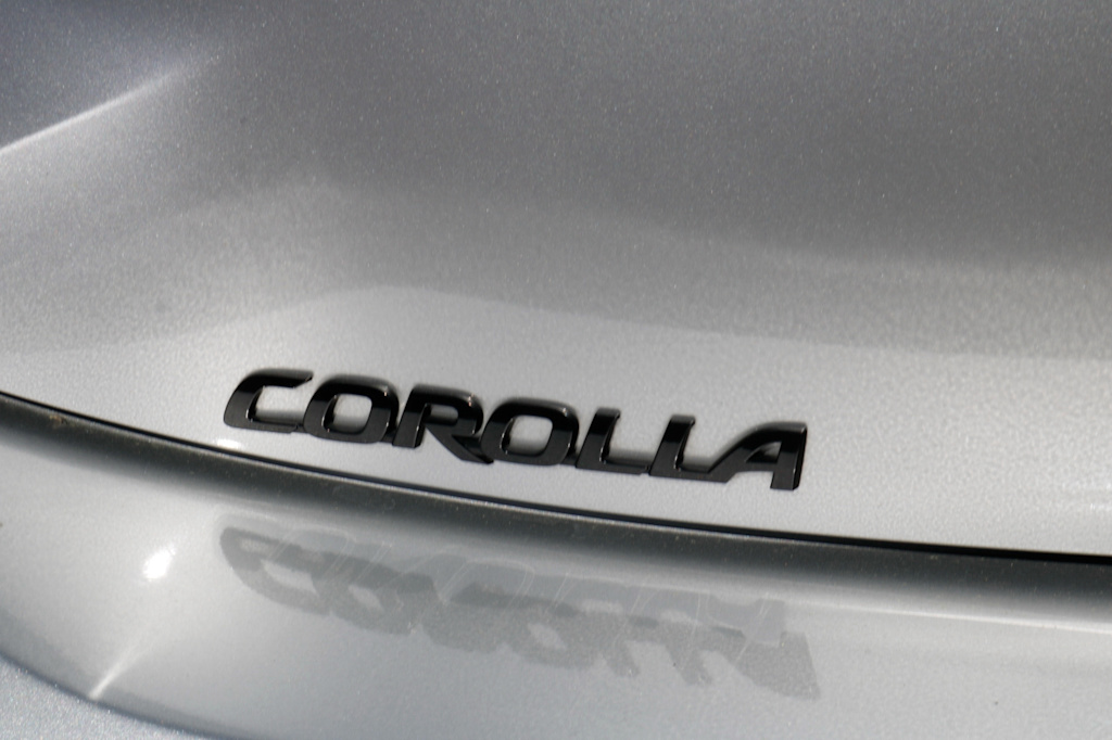 Thumbnail: 2022 Toyota Corolla - 18