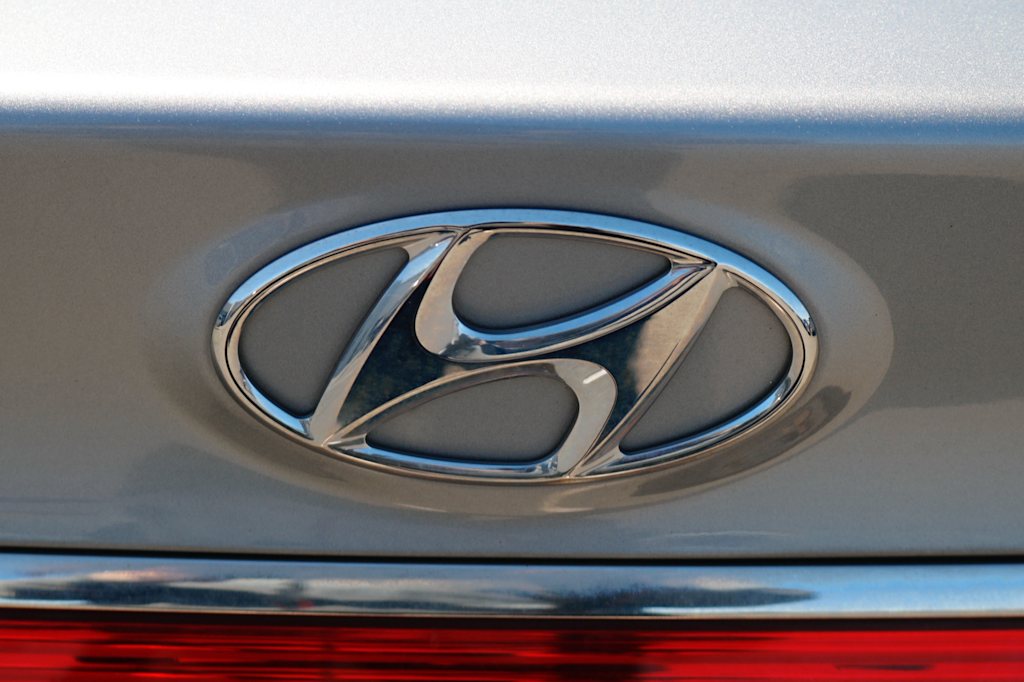 Thumbnail: 2016 Hyundai Azera - 15