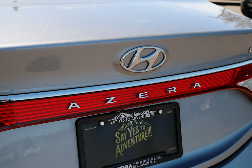 Thumbnail: 2016 Hyundai Azera - 16