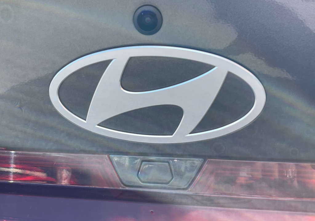 Thumbnail: 2024 Hyundai Elantra - 12