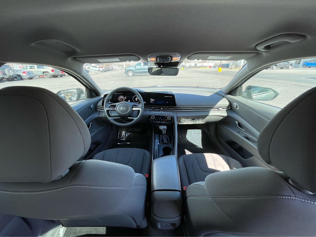 Thumbnail: 2024 Hyundai Elantra - 2