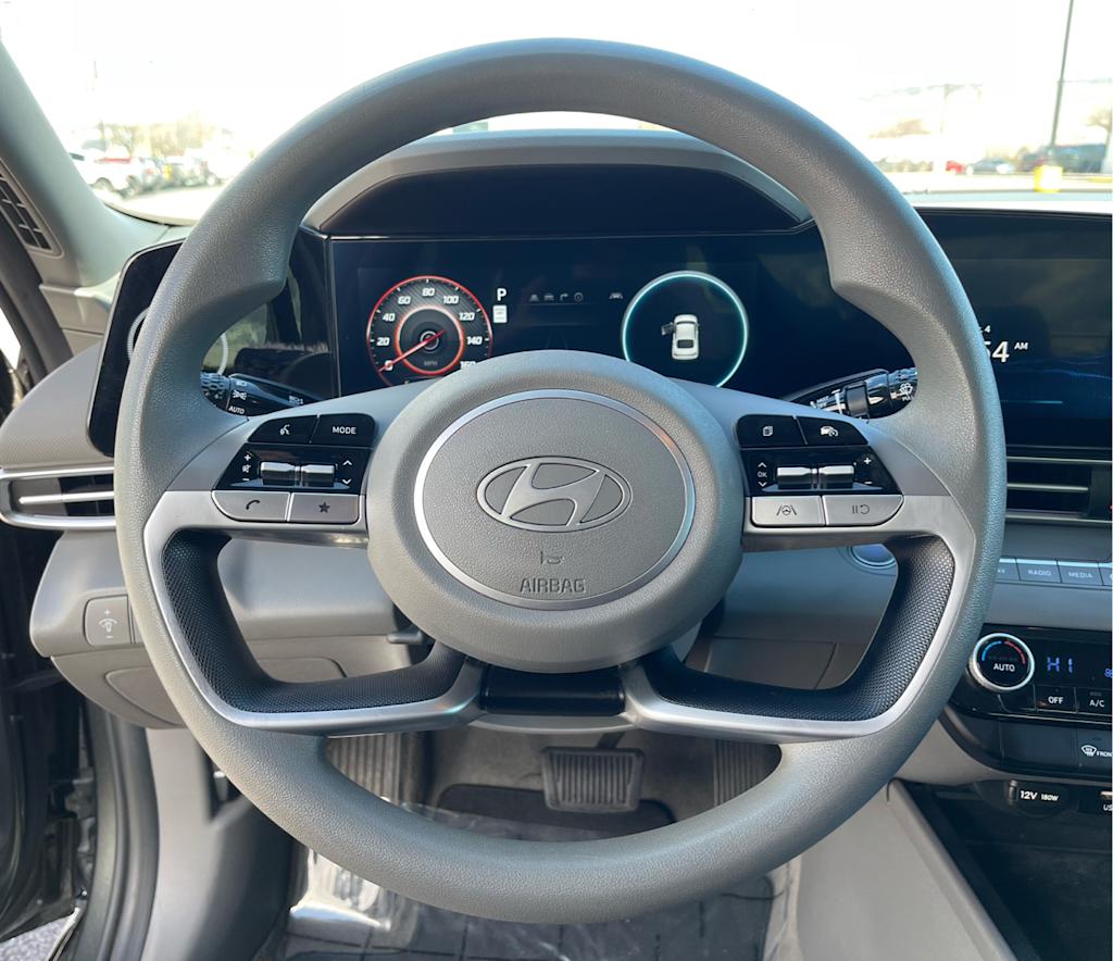 Thumbnail: 2024 Hyundai Elantra - 7