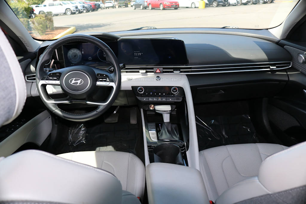 Thumbnail: 2024 Hyundai Elantra - 6