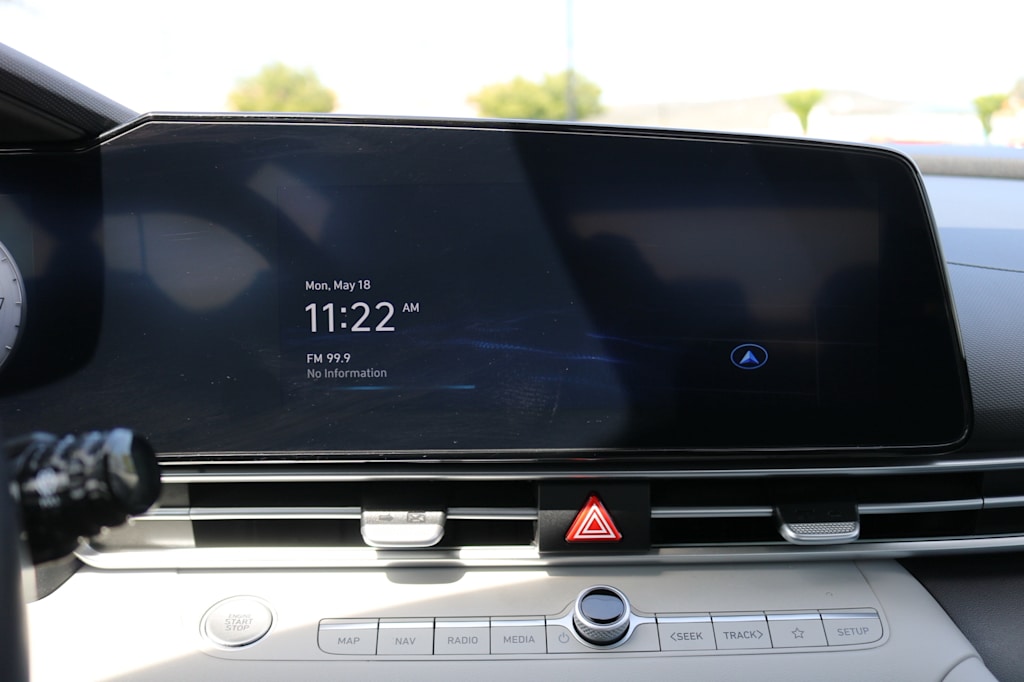 Thumbnail: 2024 Hyundai Elantra - 9