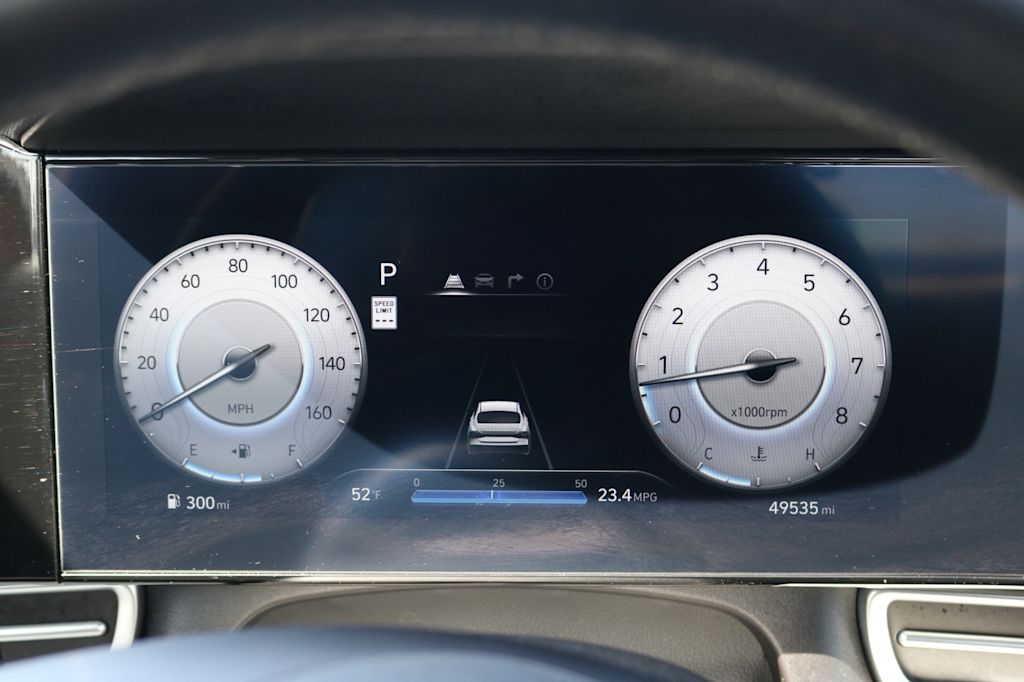 Thumbnail: 2024 Hyundai Elantra - 10