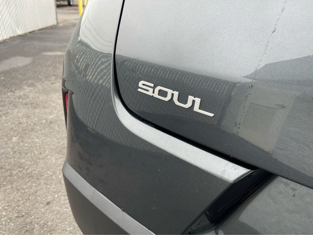 Thumbnail: 2023 Kia Soul - 19