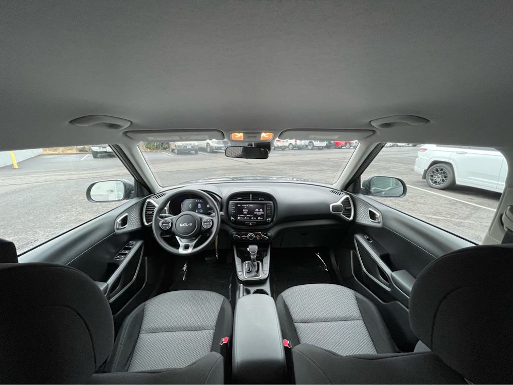 Thumbnail: 2023 Kia Soul - 7