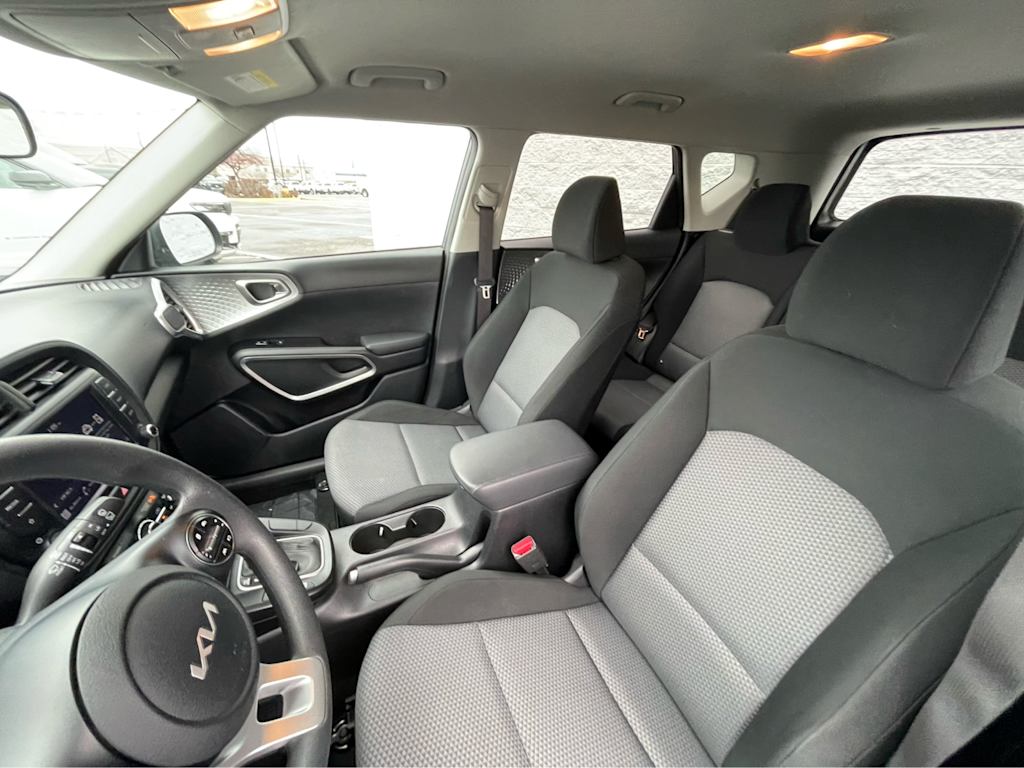 Thumbnail: 2023 Kia Soul - 8