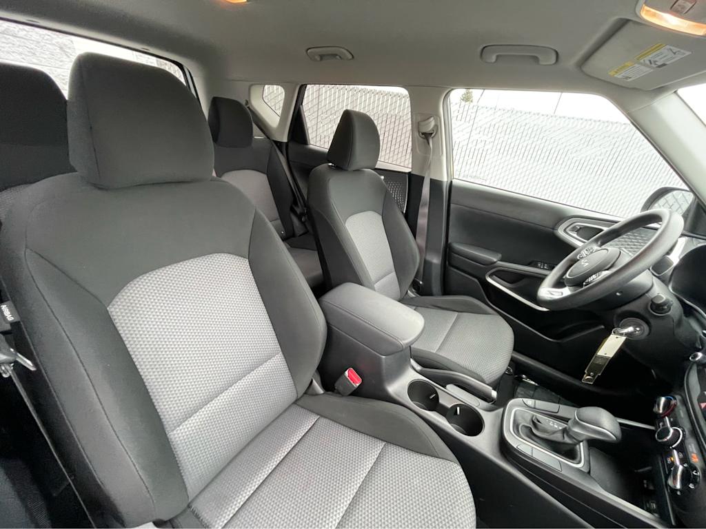 Thumbnail: 2023 Kia Soul - 9