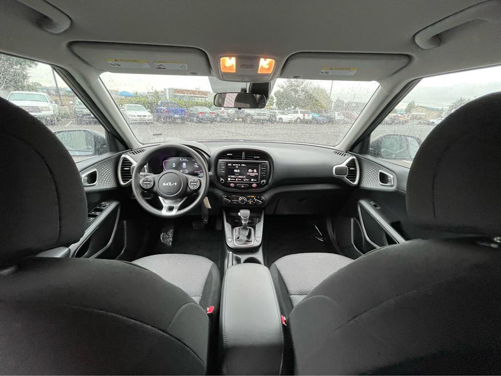 Thumbnail: 2023 Kia Soul - 8