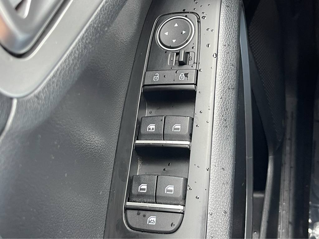 Thumbnail: 2023 Kia Soul - 23