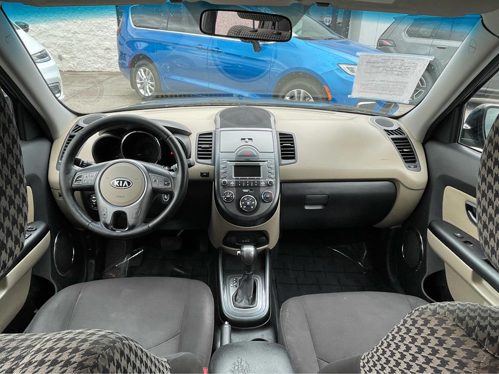 Thumbnail: 2011 Kia Soul - 8