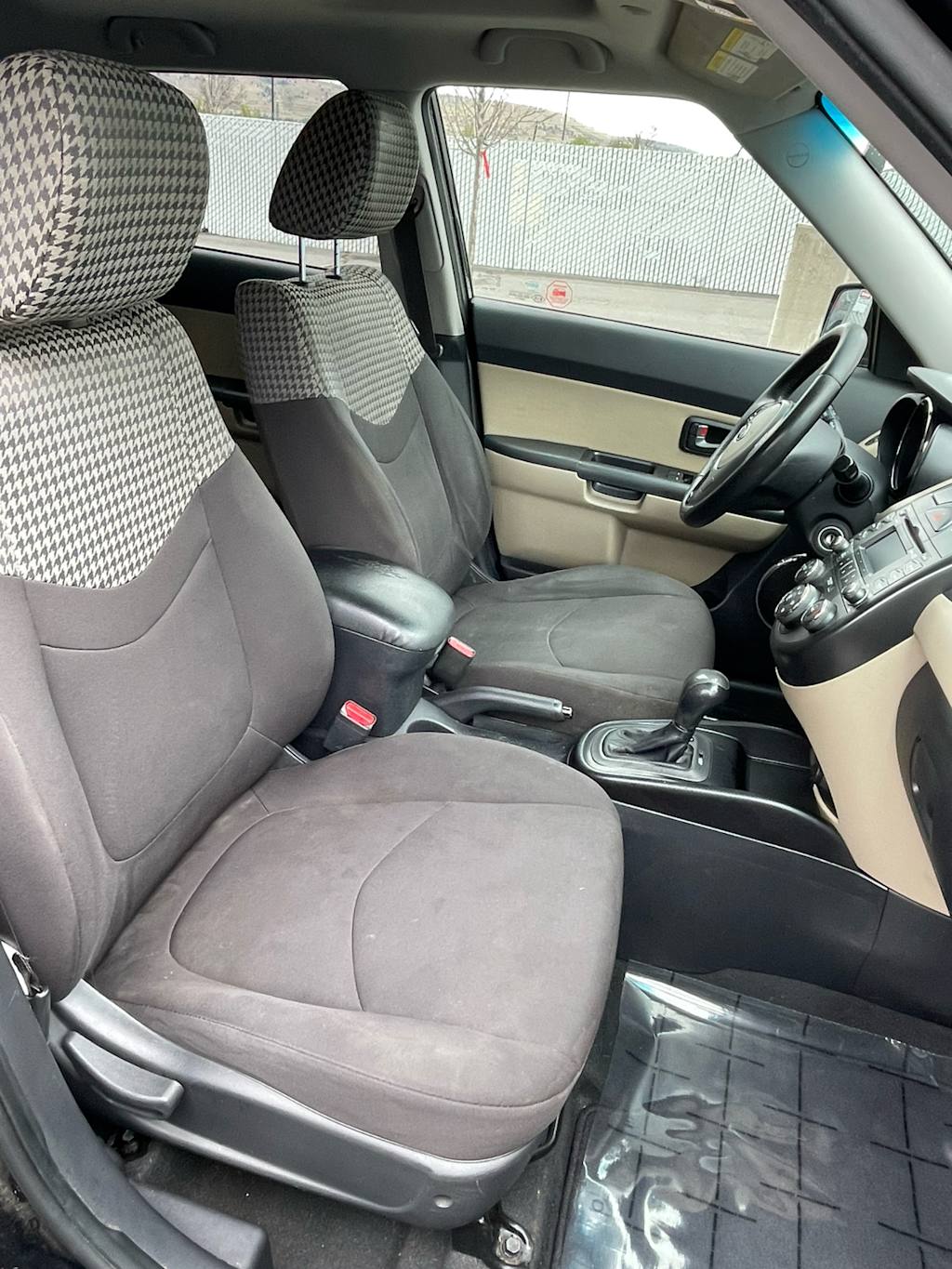Thumbnail: 2011 Kia Soul - 9