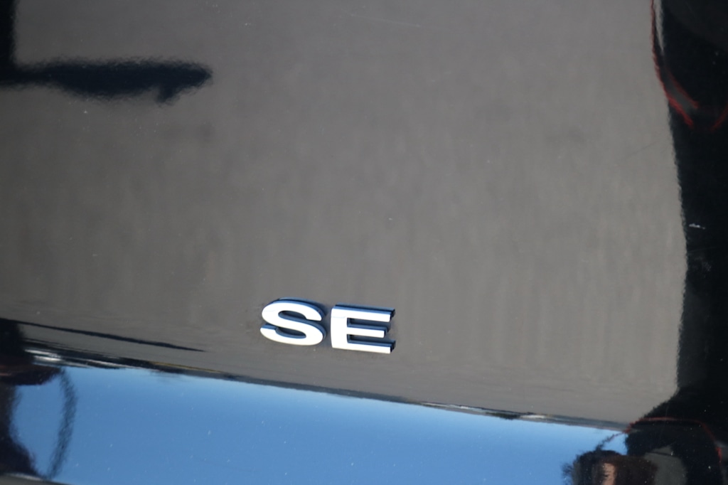 Thumbnail: 2019 Ford EcoSport - 18
