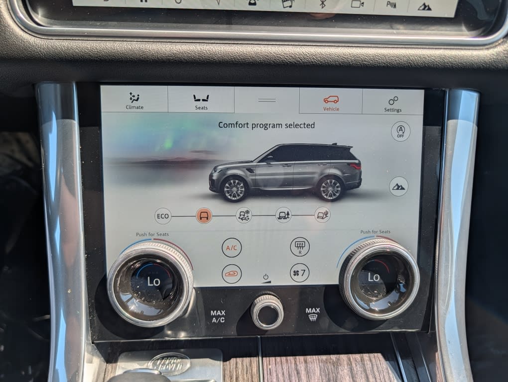 Thumbnail: 2021 Land Rover Range Rover Sport - 21