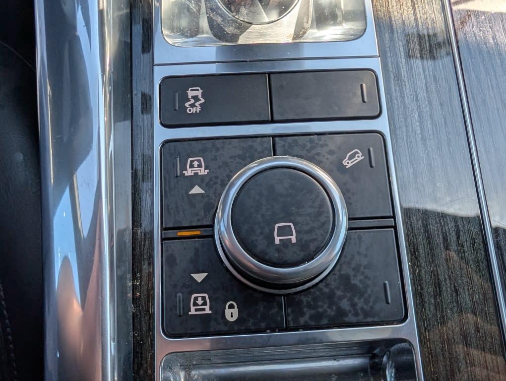 Thumbnail: 2021 Land Rover Range Rover Sport - 23
