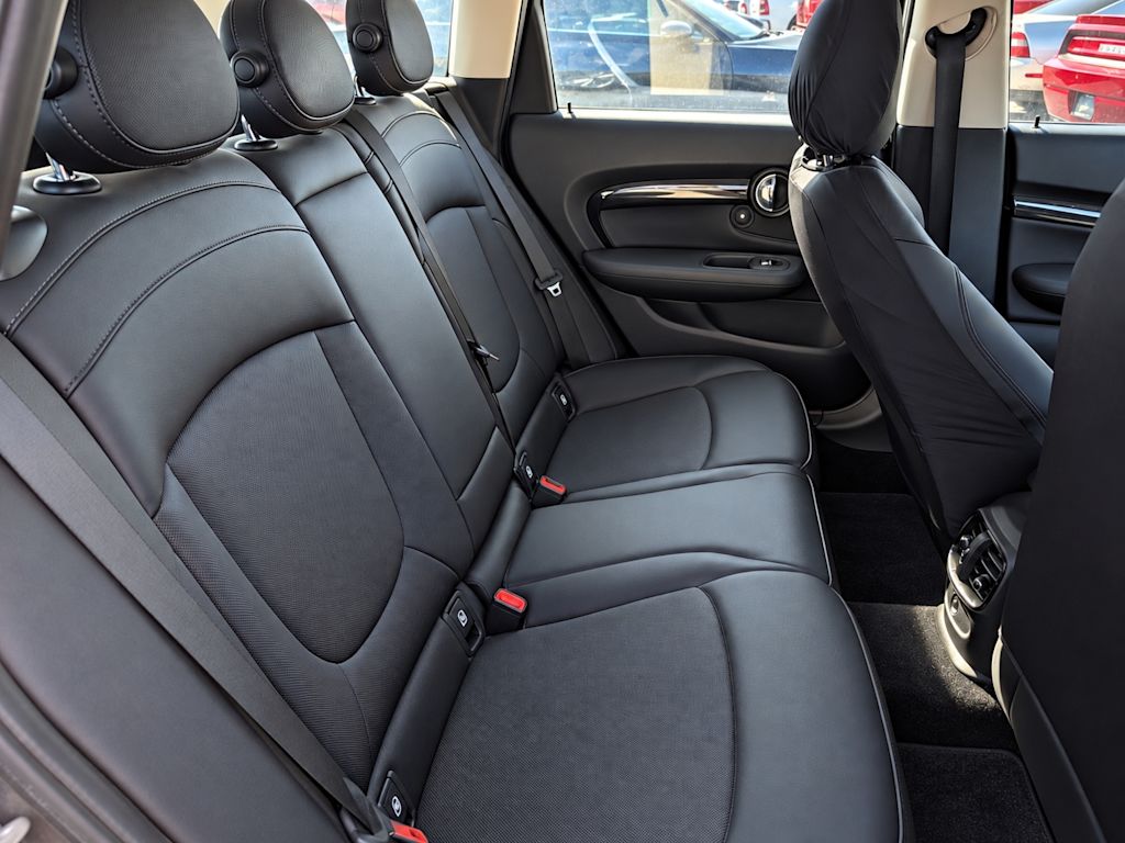 Thumbnail: 2016 MINI Cooper Clubman - 28