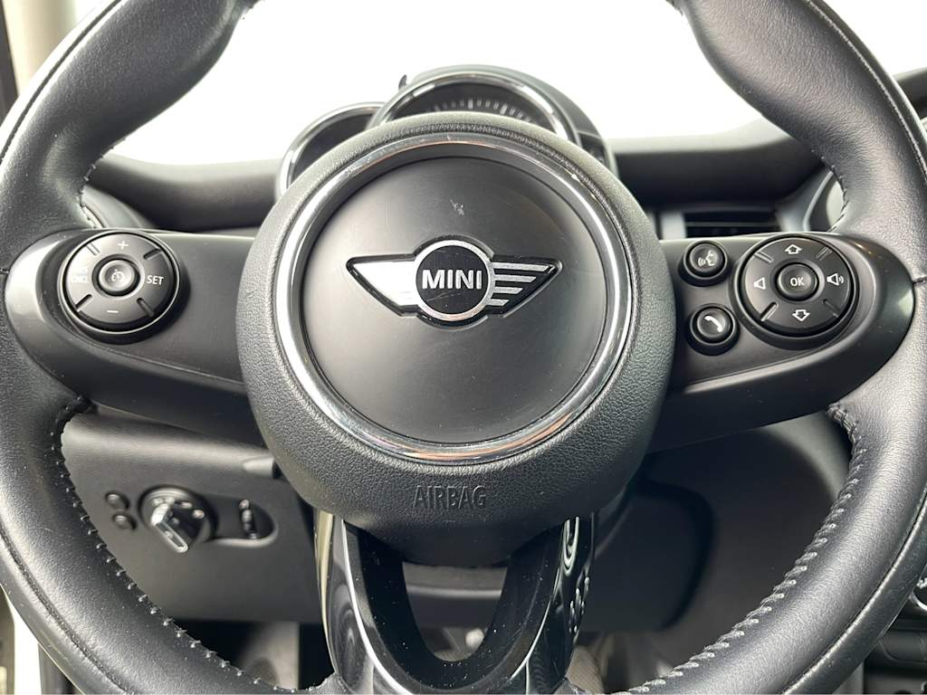 2019 MINI Cooper Base 13