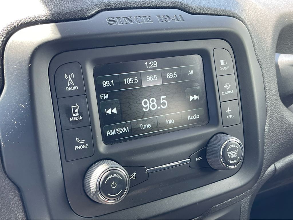 Thumbnail: 2017 Jeep Renegade - 14