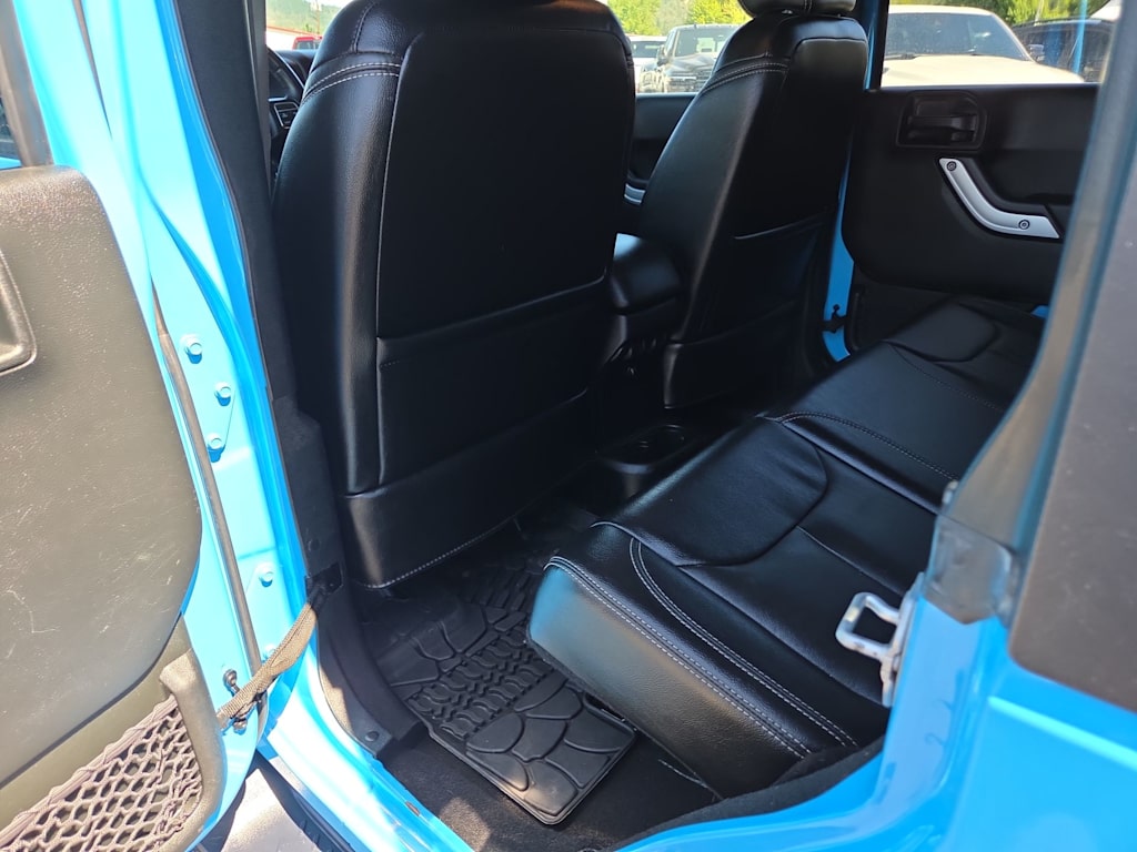 Thumbnail: 2018 Jeep Wrangler - 25