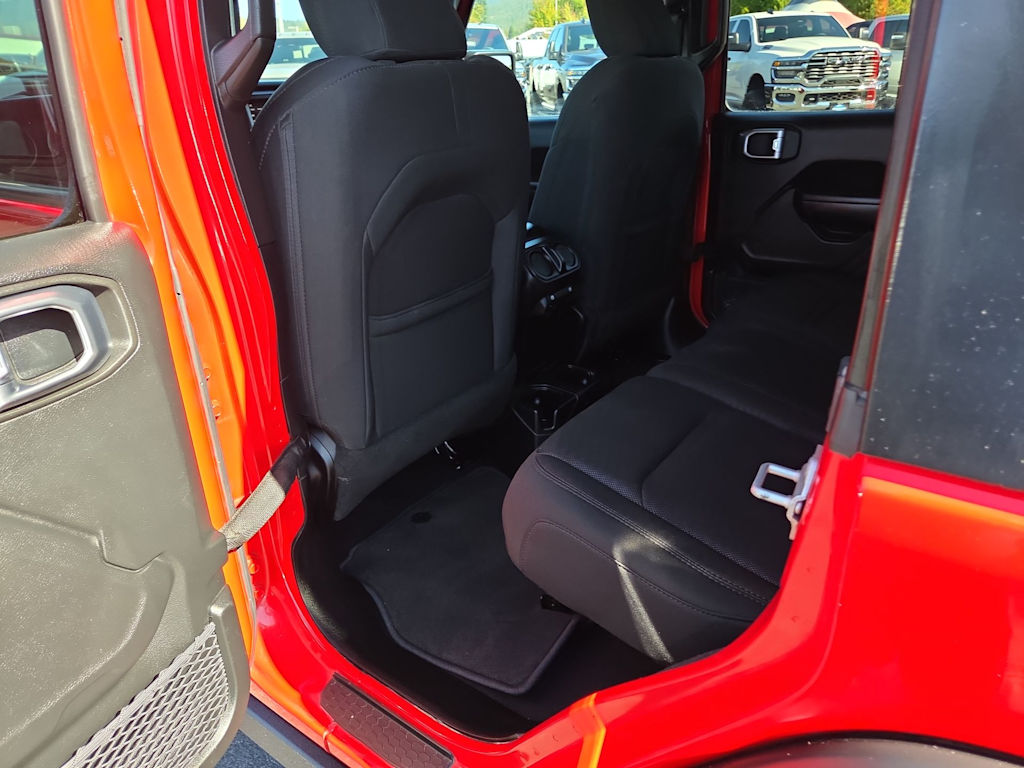 Thumbnail: 2019 Jeep Wrangler - 27