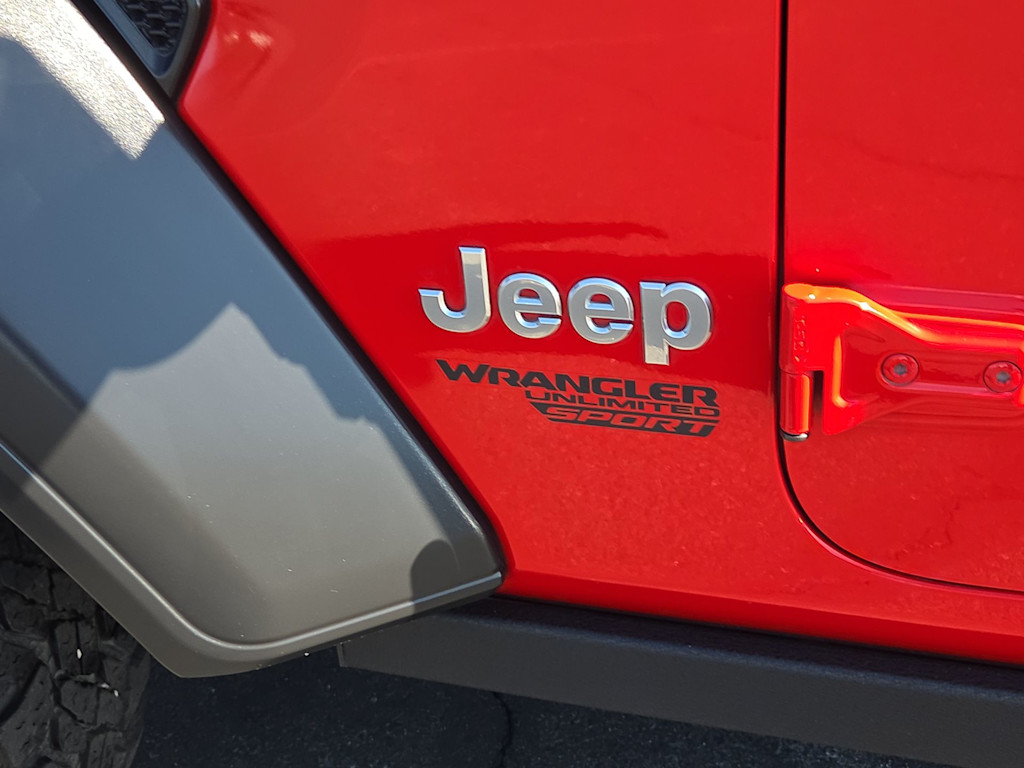 Thumbnail: 2019 Jeep Wrangler - 6