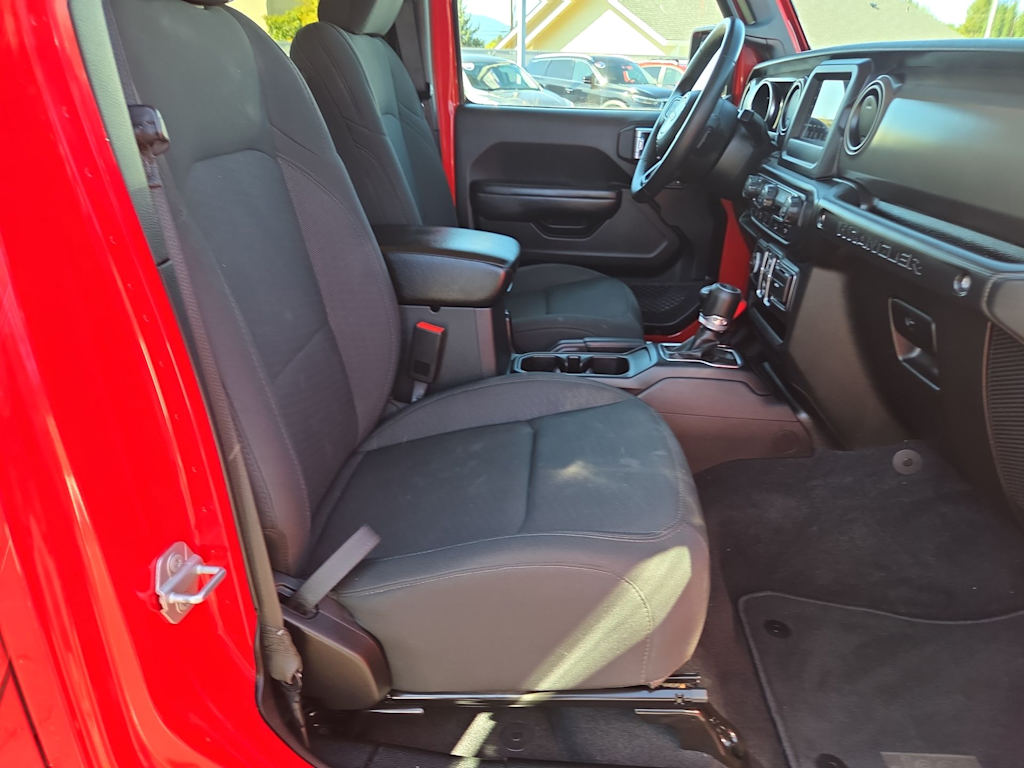 Thumbnail: 2019 Jeep Wrangler - 11