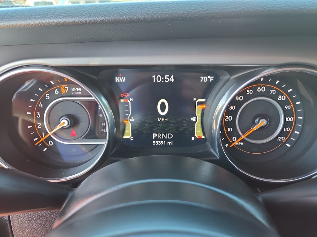 Thumbnail: 2019 Jeep Wrangler - 15