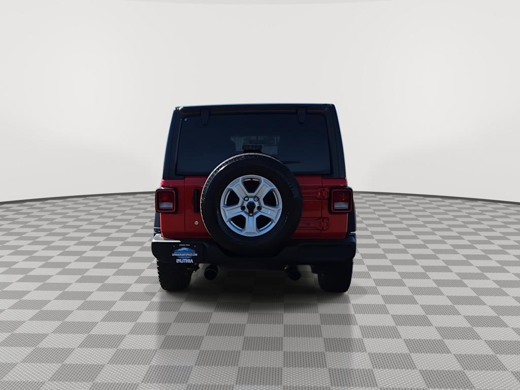 Thumbnail: 2019 Jeep Wrangler - 17