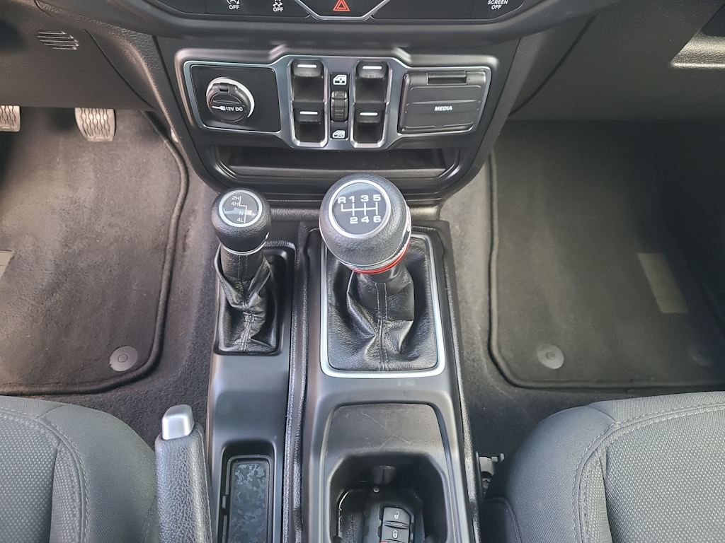 Thumbnail: 2021 Jeep Wrangler - 14