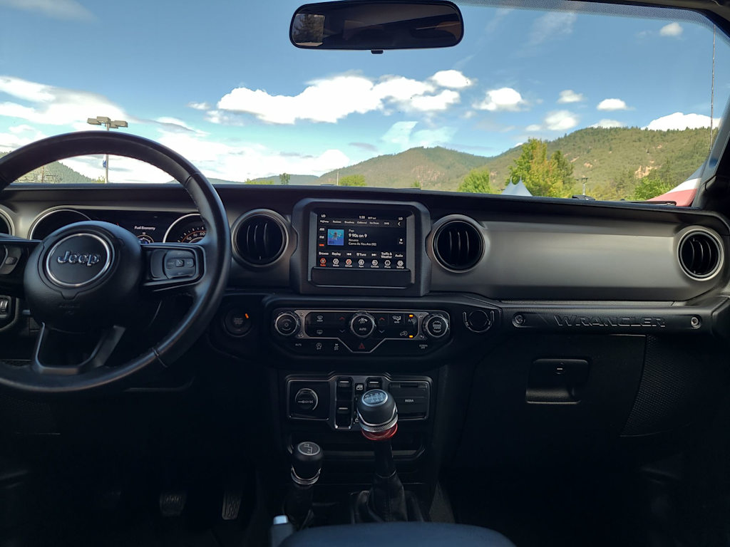 Thumbnail: 2021 Jeep Wrangler - 9