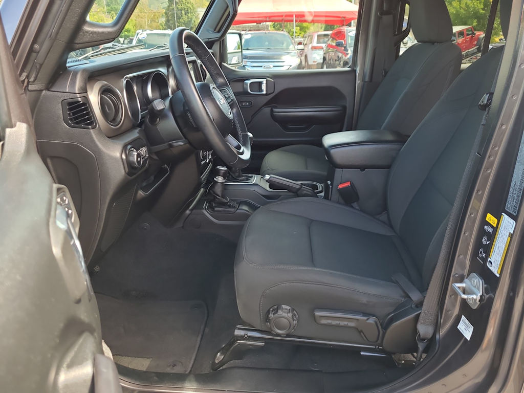 Thumbnail: 2021 Jeep Wrangler - 10