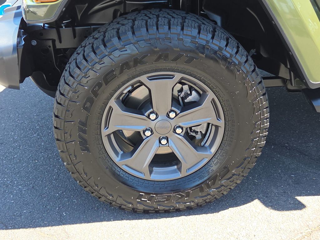 Thumbnail: 2022 Jeep Wrangler - 8