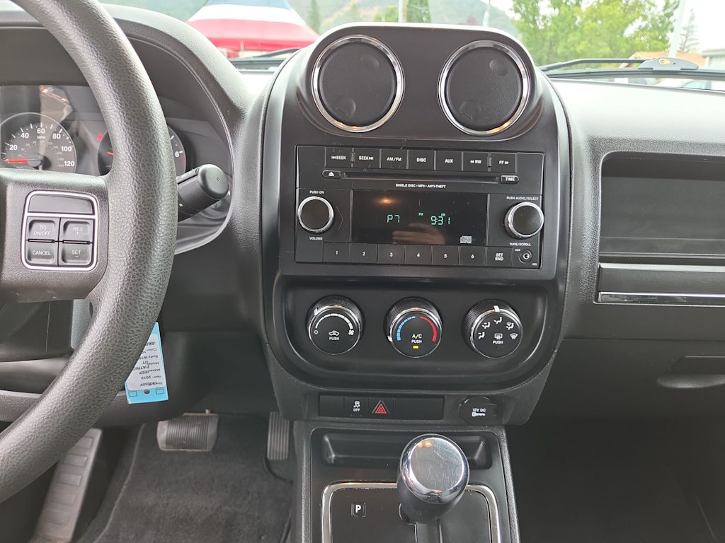 Thumbnail: 2013 Jeep Patriot - 14