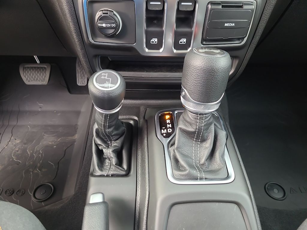 Thumbnail: 2026 Jeep Wrangler - 16