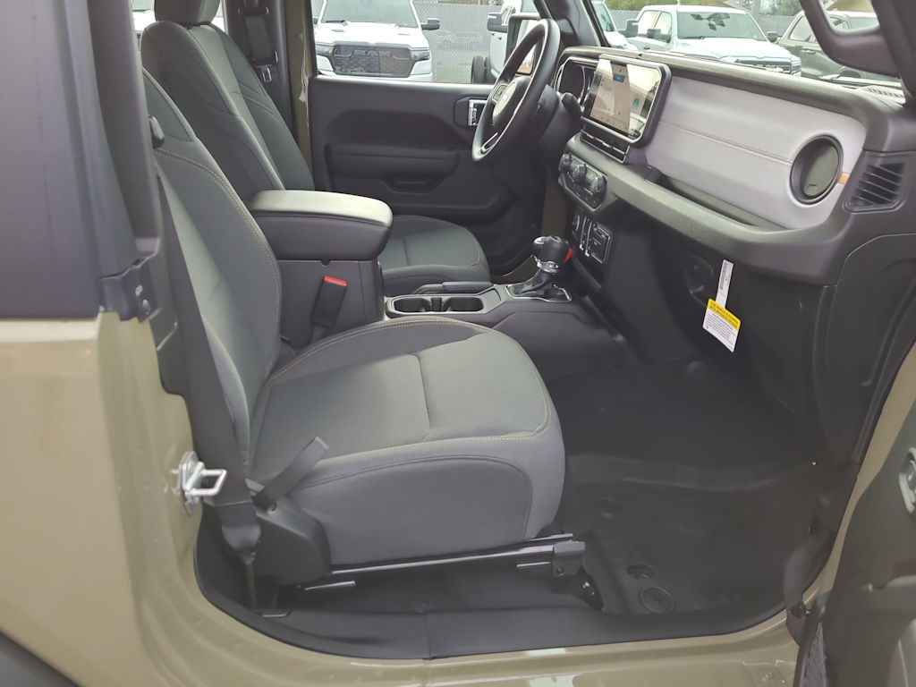 Thumbnail: 2026 Jeep Wrangler - 29