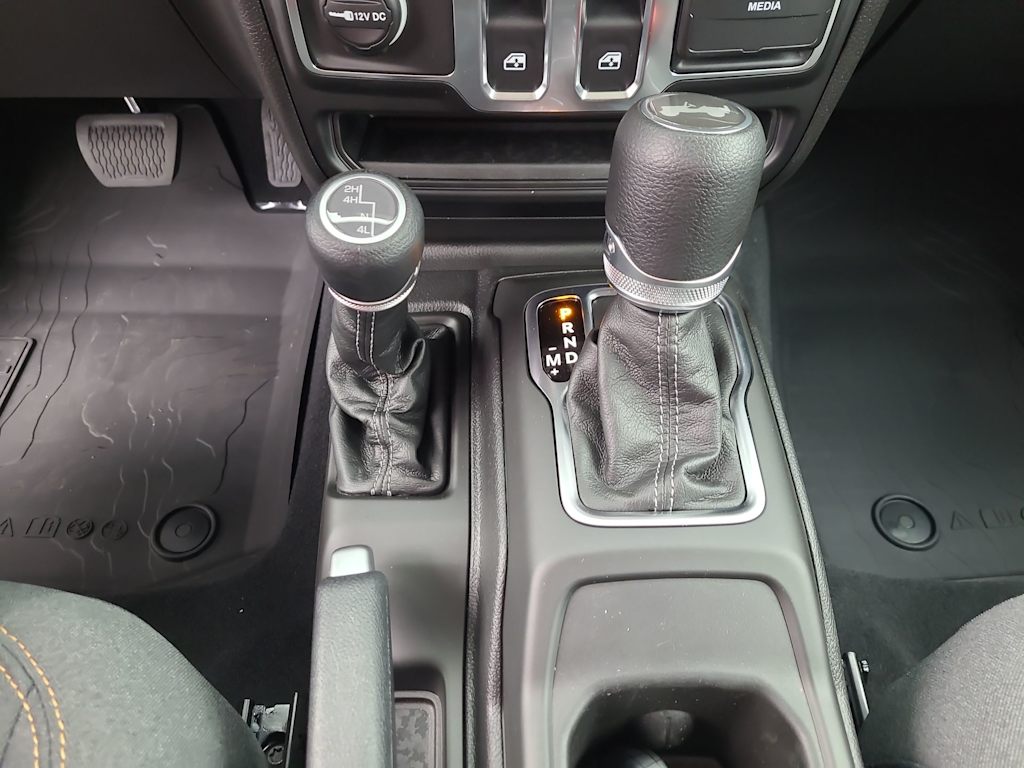 Thumbnail: 2026 Jeep Wrangler - 16