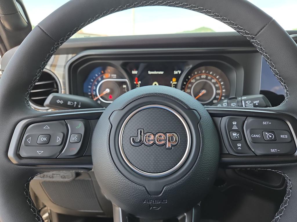 Thumbnail: 2026 Jeep Wrangler - 29