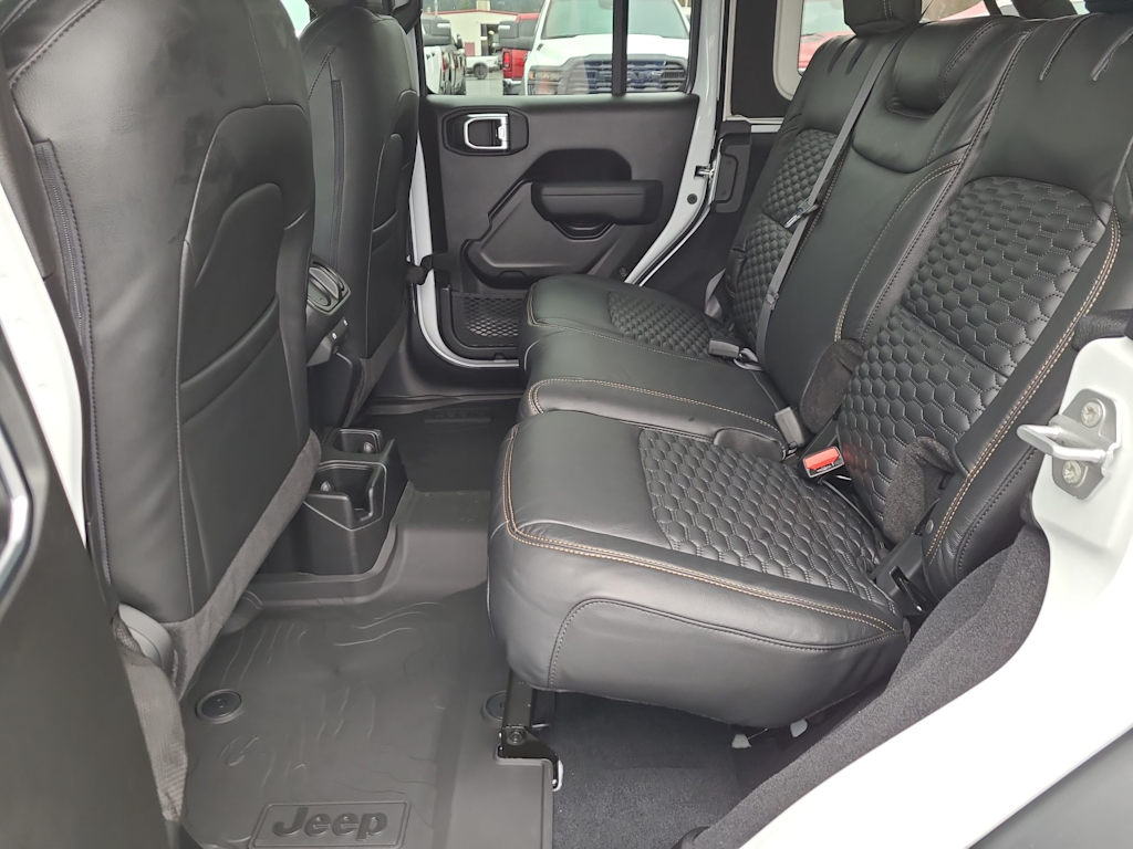 Thumbnail: 2026 Jeep Wrangler - 28