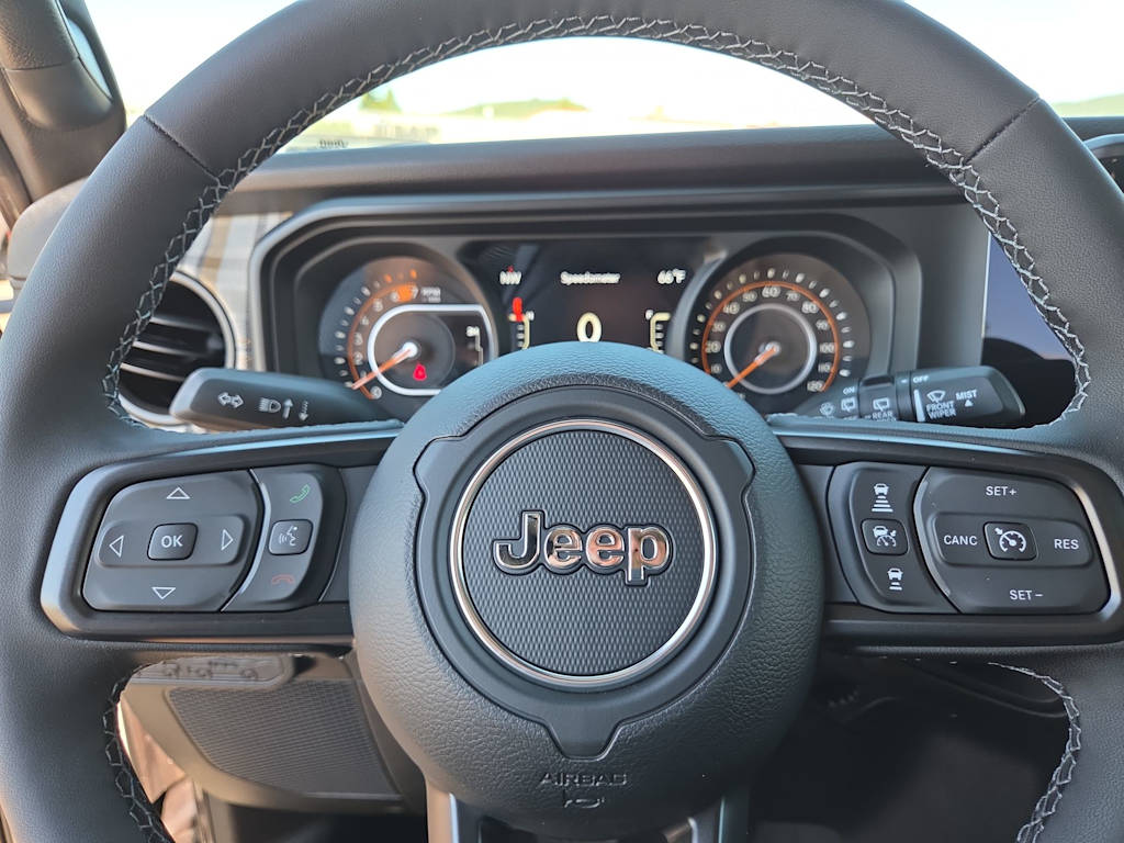 Thumbnail: 2026 Jeep Wrangler - 29