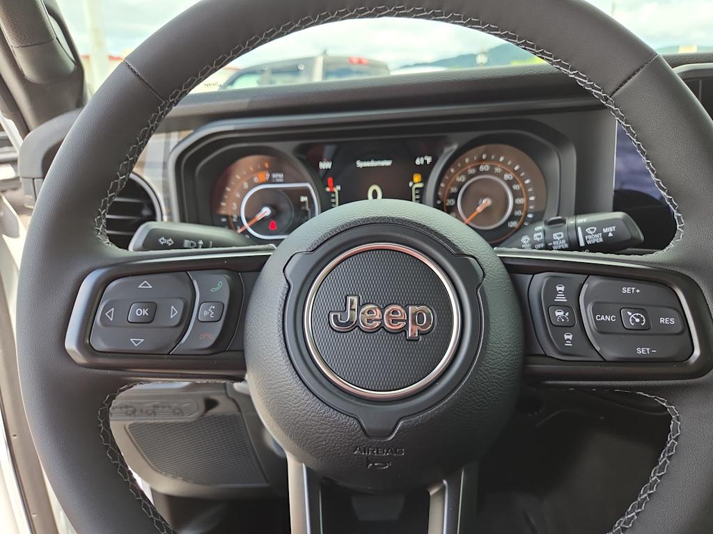 Thumbnail: 2026 Jeep Wrangler - 14