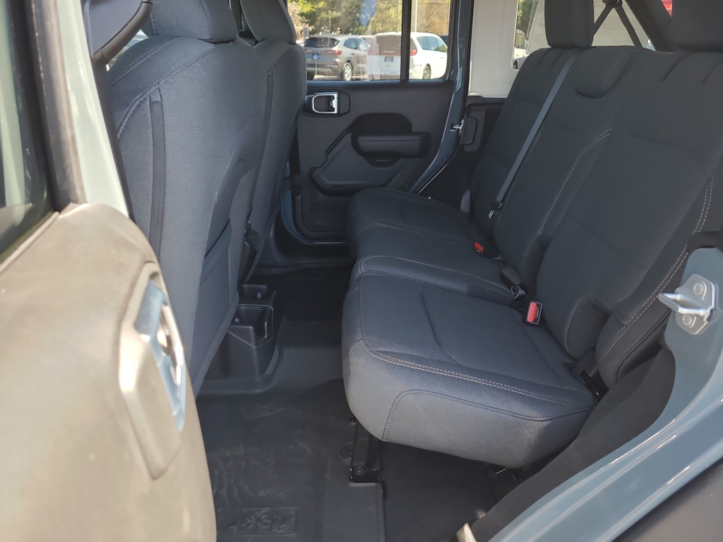 Thumbnail: 2026 Jeep Wrangler - 26